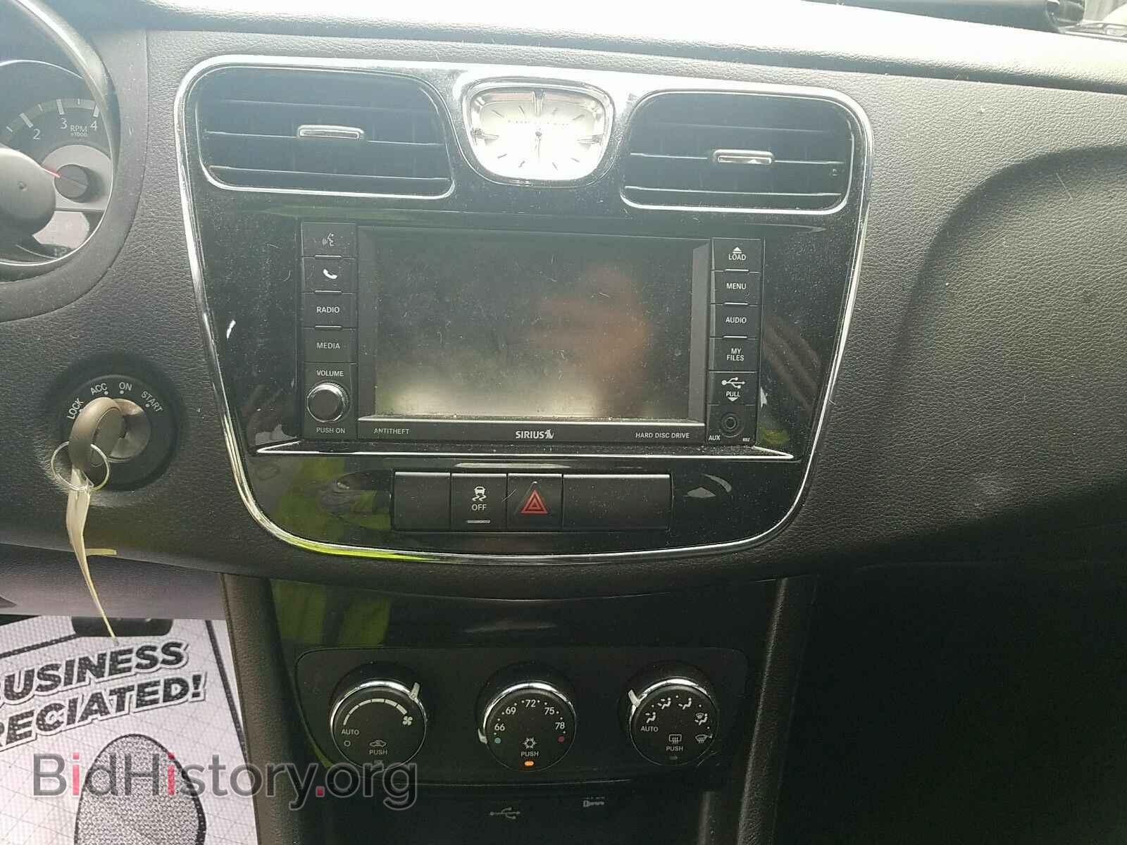 2013 Chrysler 200 - VIN: 1C3CCBBB0DN739249 - Фото 4