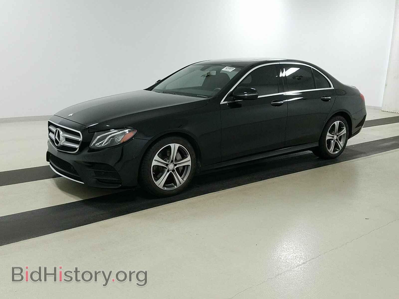 Photo WDDZF4JB0HA099864 - Mercedes-Benz E-Class 2017