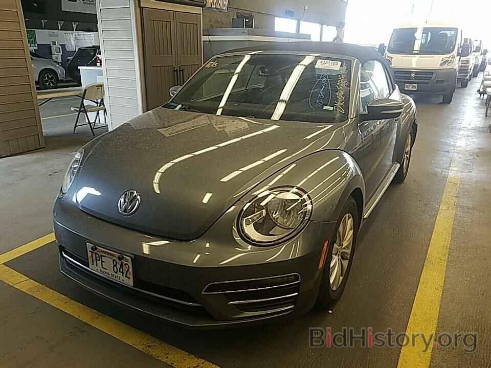 Photo 3VW5DAAT3JM515241 - Volkswagen Beetle Convertible 2018