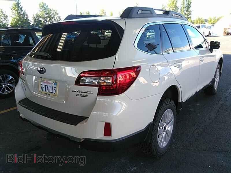 2015 Subaru Outback - VIN: 4S4BSAEC2F3237720 - Photo 2