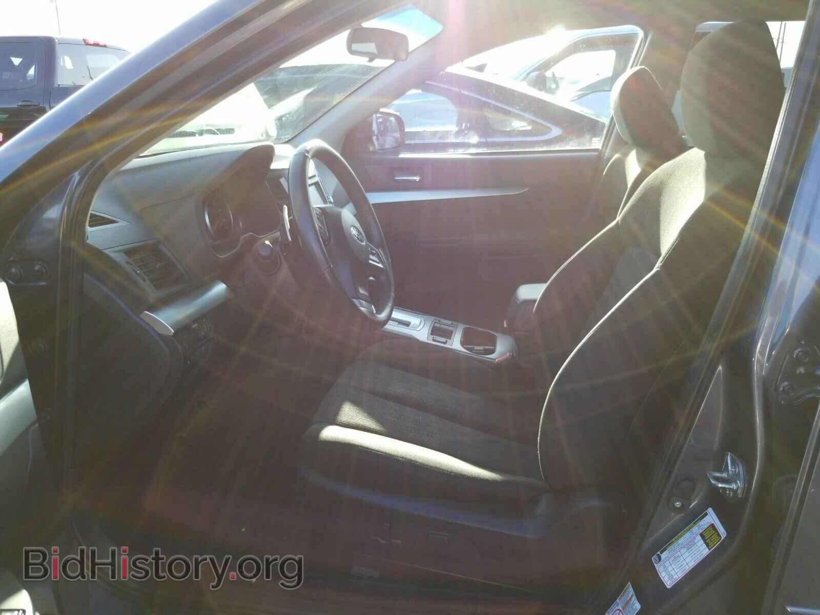 2014 Subaru Outback - VIN: 4S4BRBCC4E3299977 - Фото 3