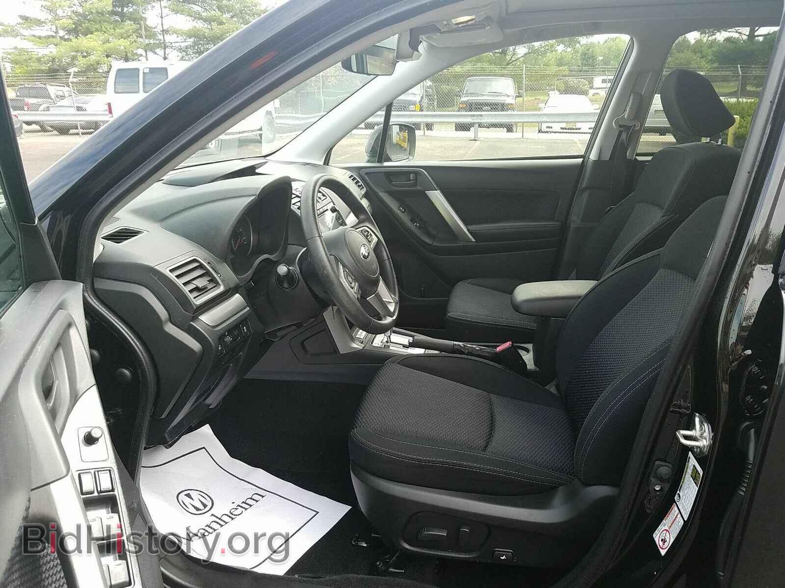 2017 Subaru Forester - VIN: JF2SJAECXHH574649 - Фото 3