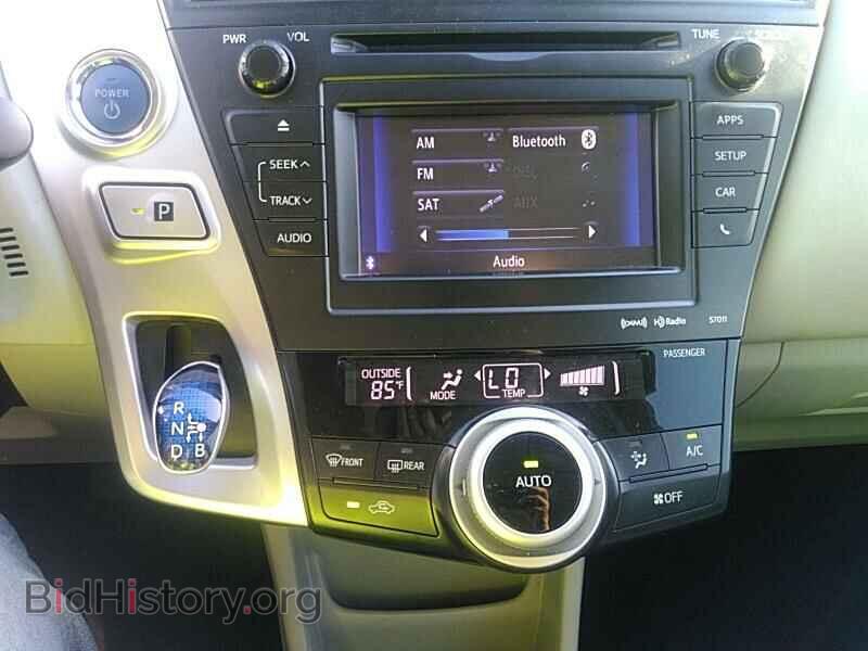 2014 Toyota Prius v - VIN: JTDZN3EU4EJ006830 - Фото 4