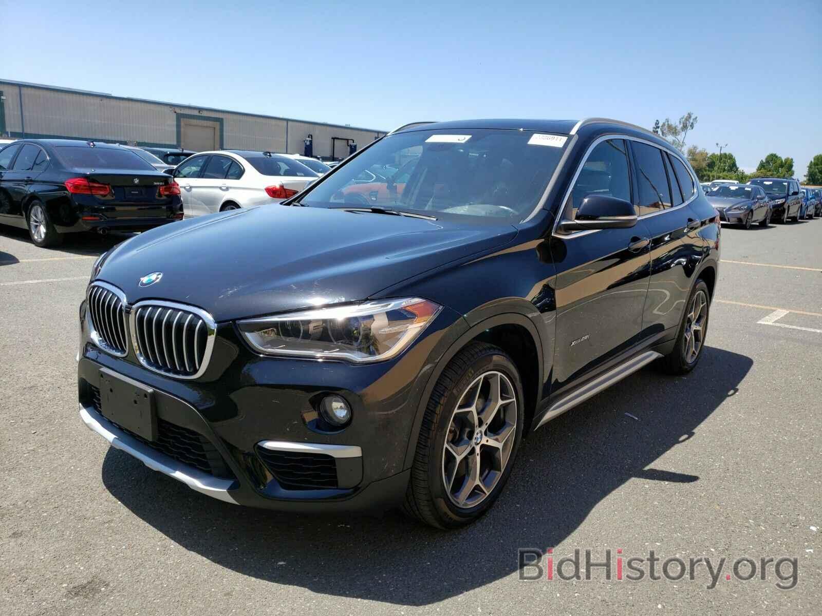 Photo WBXHT3C36H5F76990 - BMW X1 2017