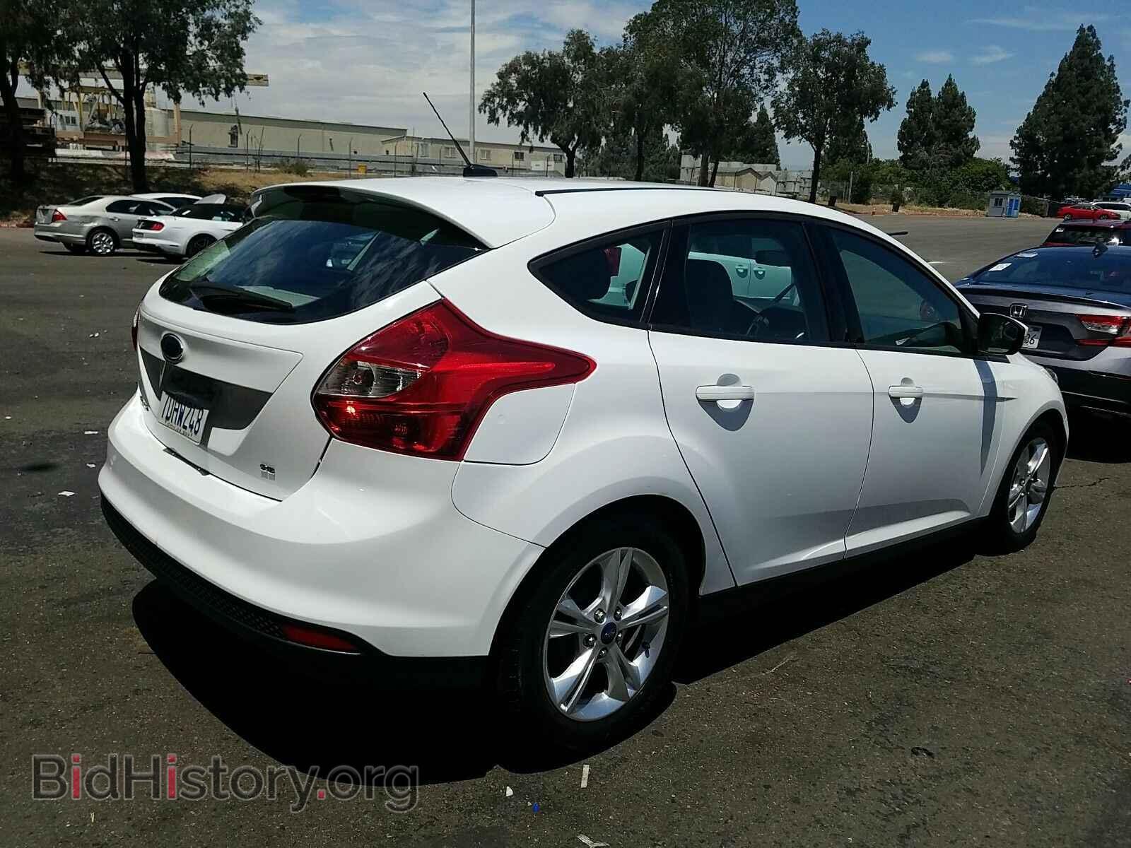 2014 Ford Focus - VIN: 1FADP3K25EL156558 - Photo 2