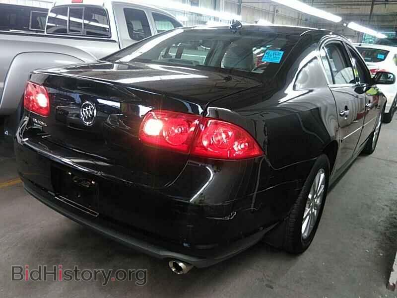 2011 Buick Lucerne - VIN: 1G4HA5EM3BU134792 - Photo 2