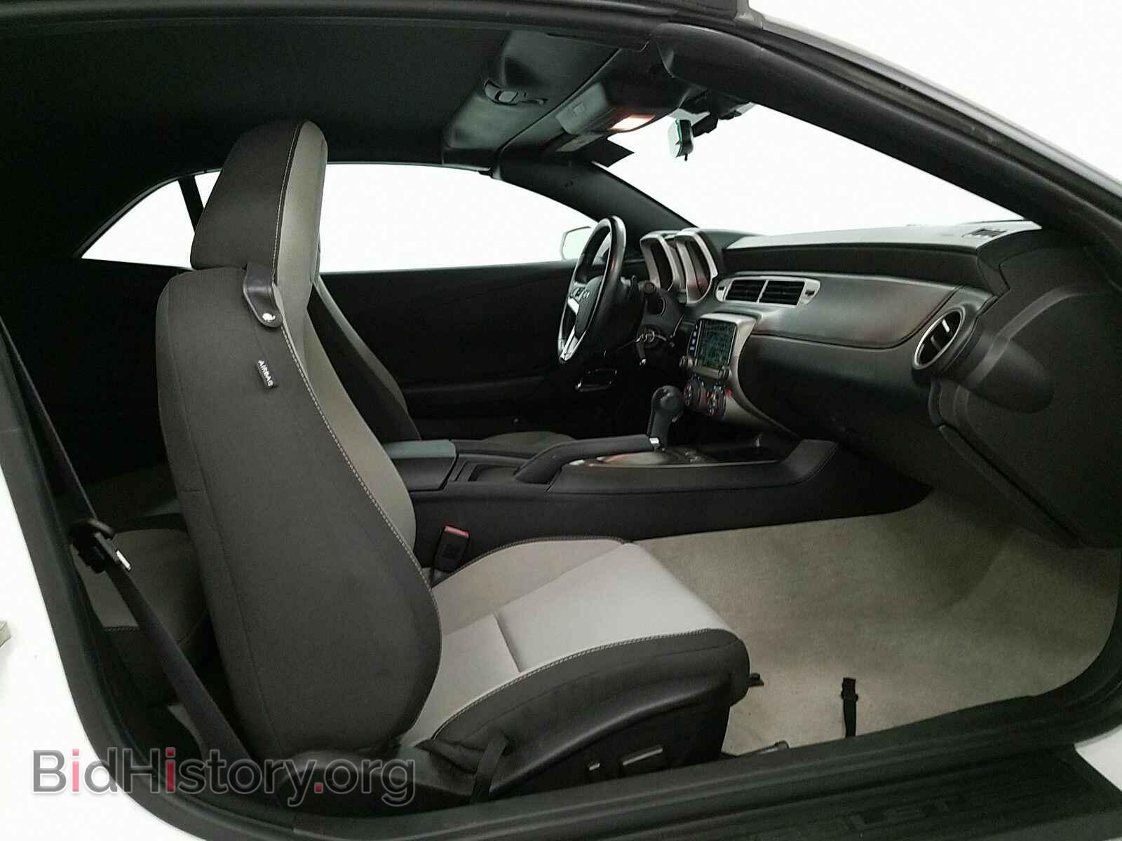 2014 Chevrolet Camaro - VIN: 2G1FB3D37E9200907 - Photo 8