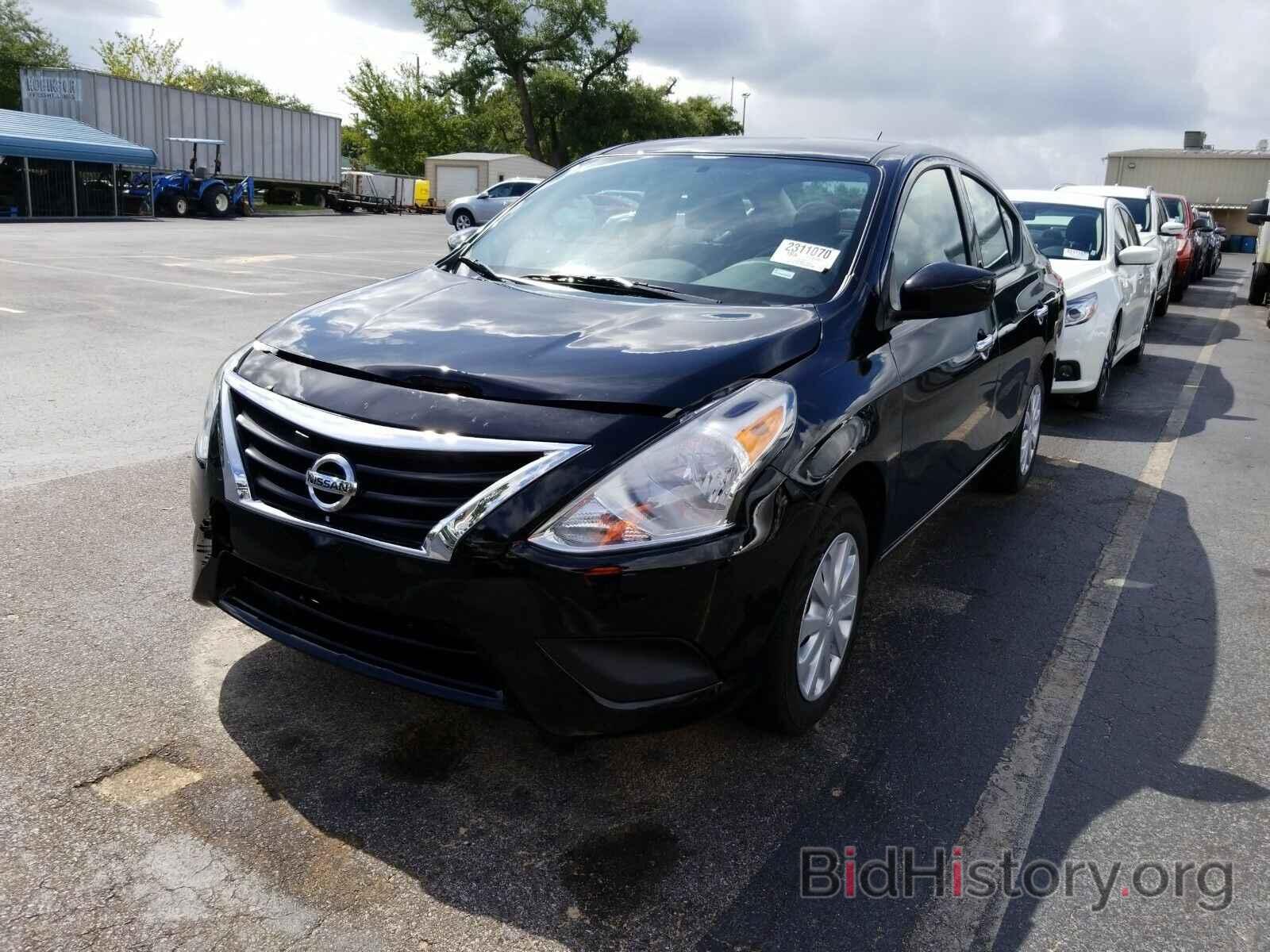 Photo 3N1CN7AP0KL851498 - Nissan Versa Sedan 2019