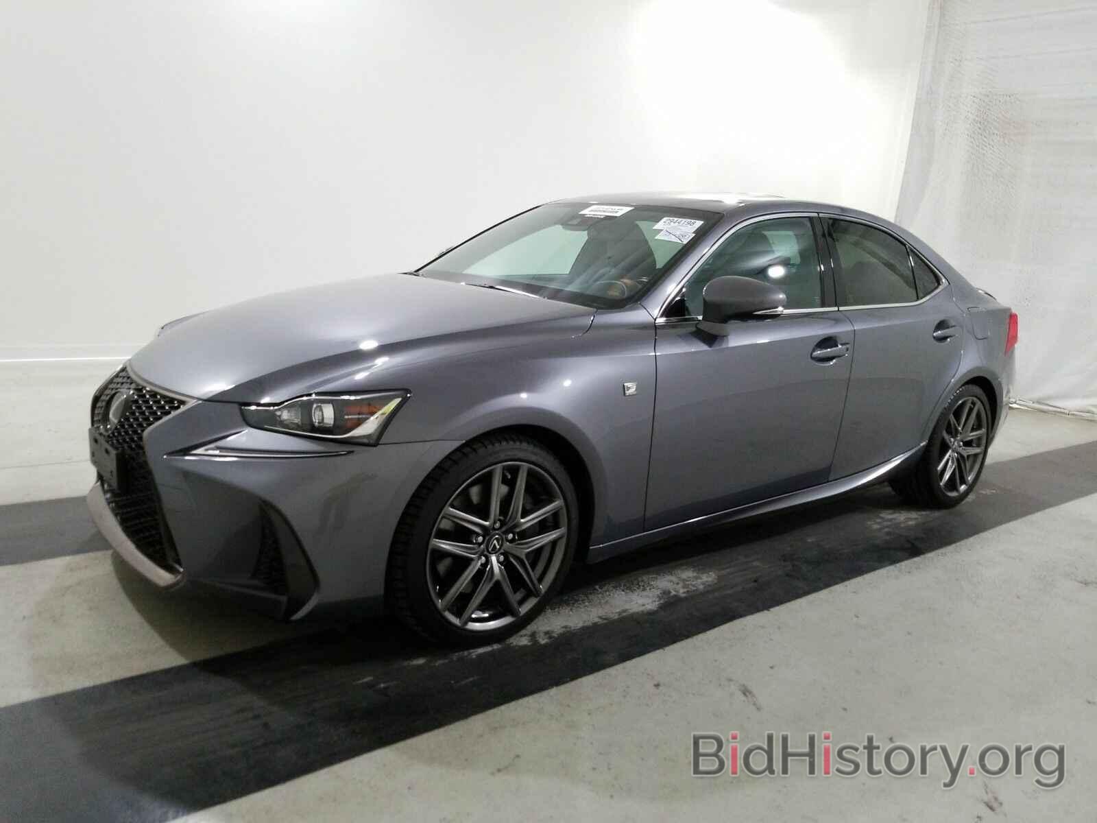 Photo JTHBE1D29H5030056 - Lexus IS 2017