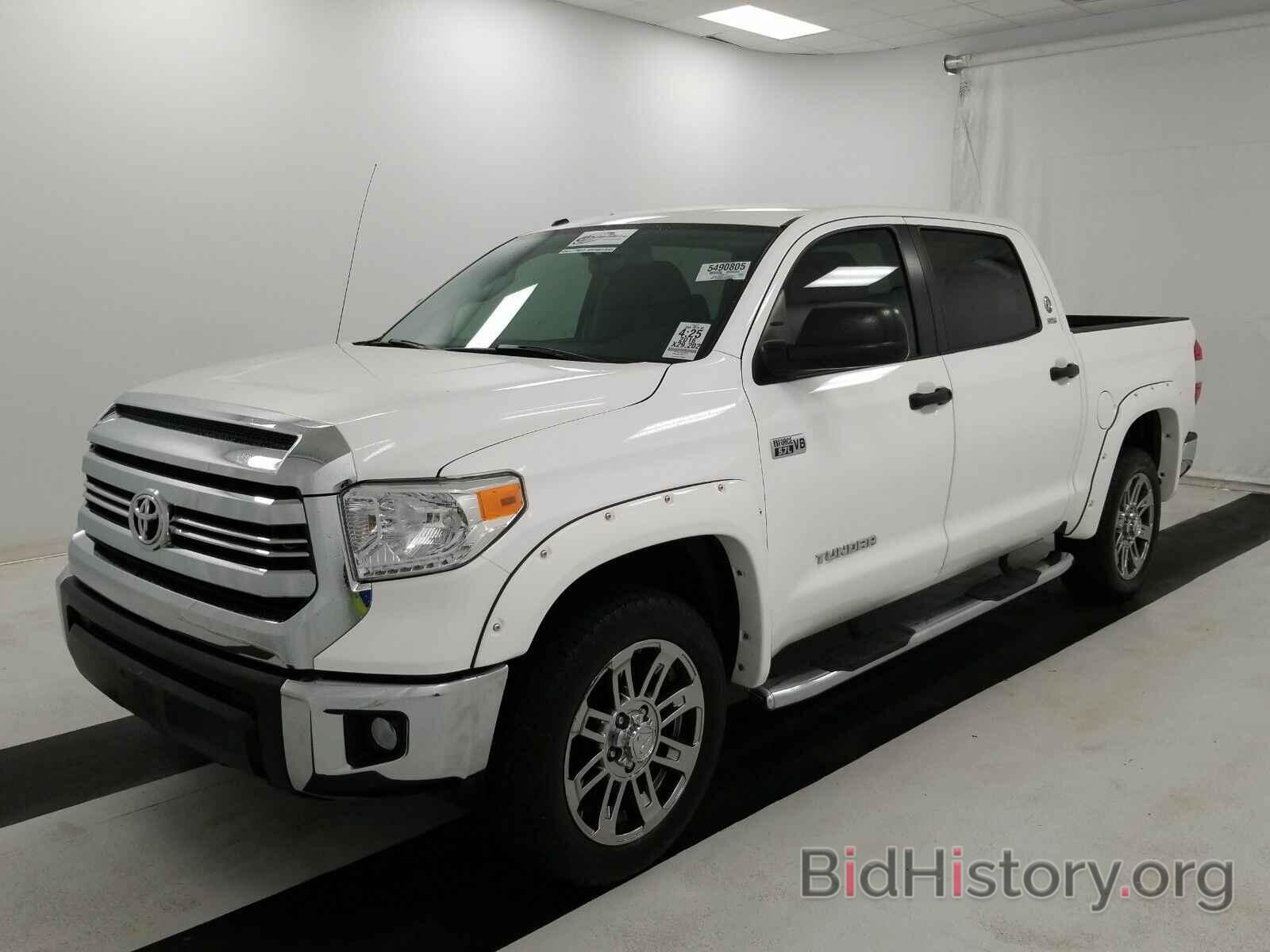 Photo 5TFDW5F15GX542015 - Toyota Tundra 4WD Truck 2016