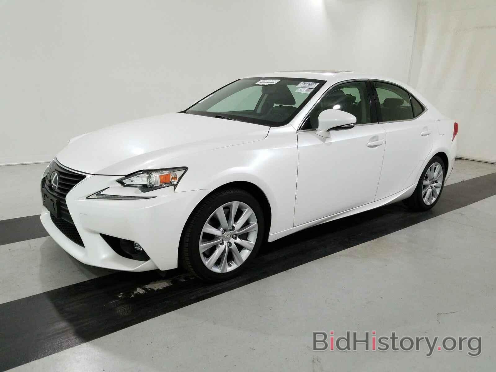 Photo JTHBA1D26G5025987 - Lexus IS 200t 2016