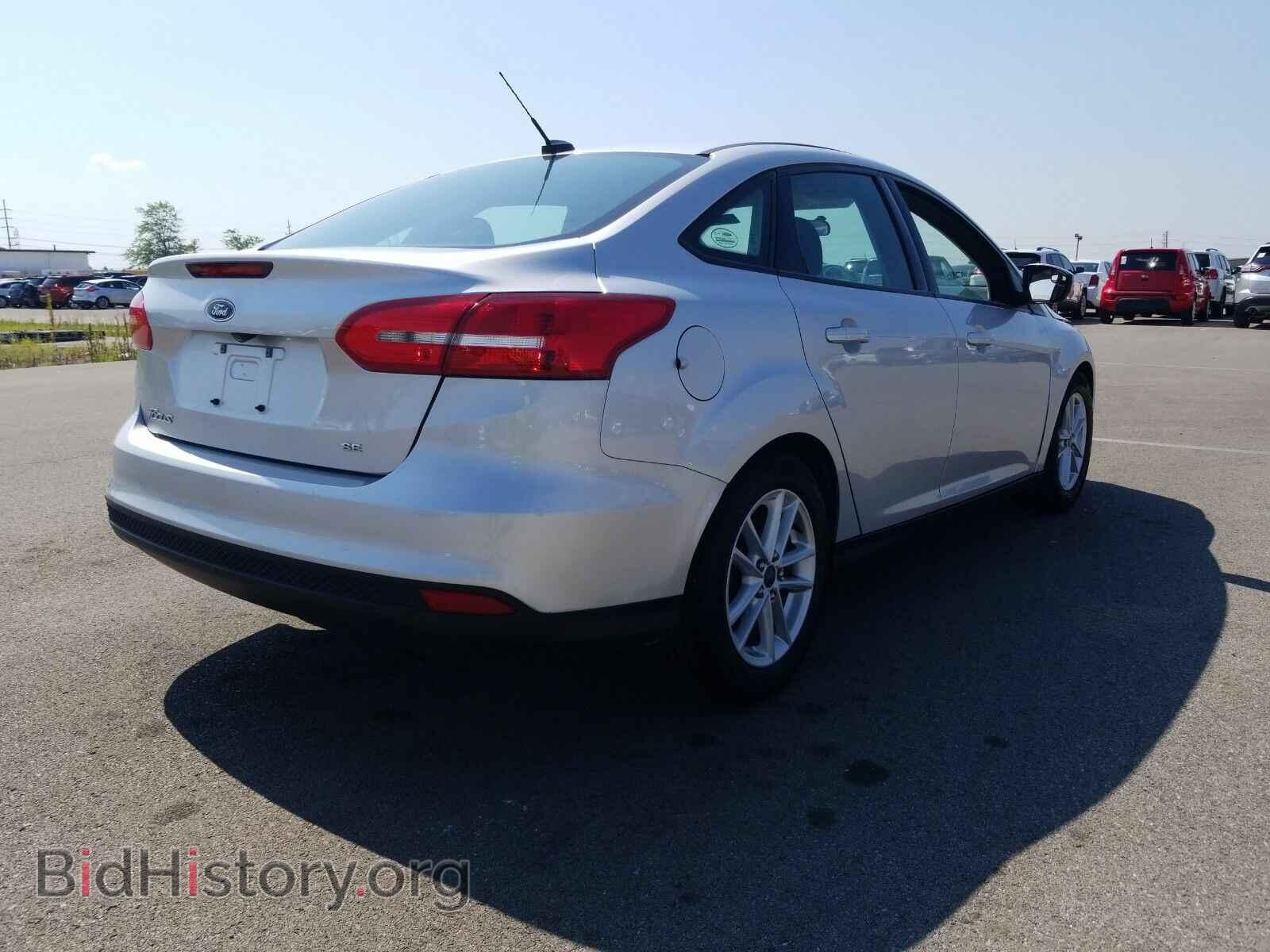 2015 Ford Focus - VIN: 1FADP3F20FL320973 - Фото 2