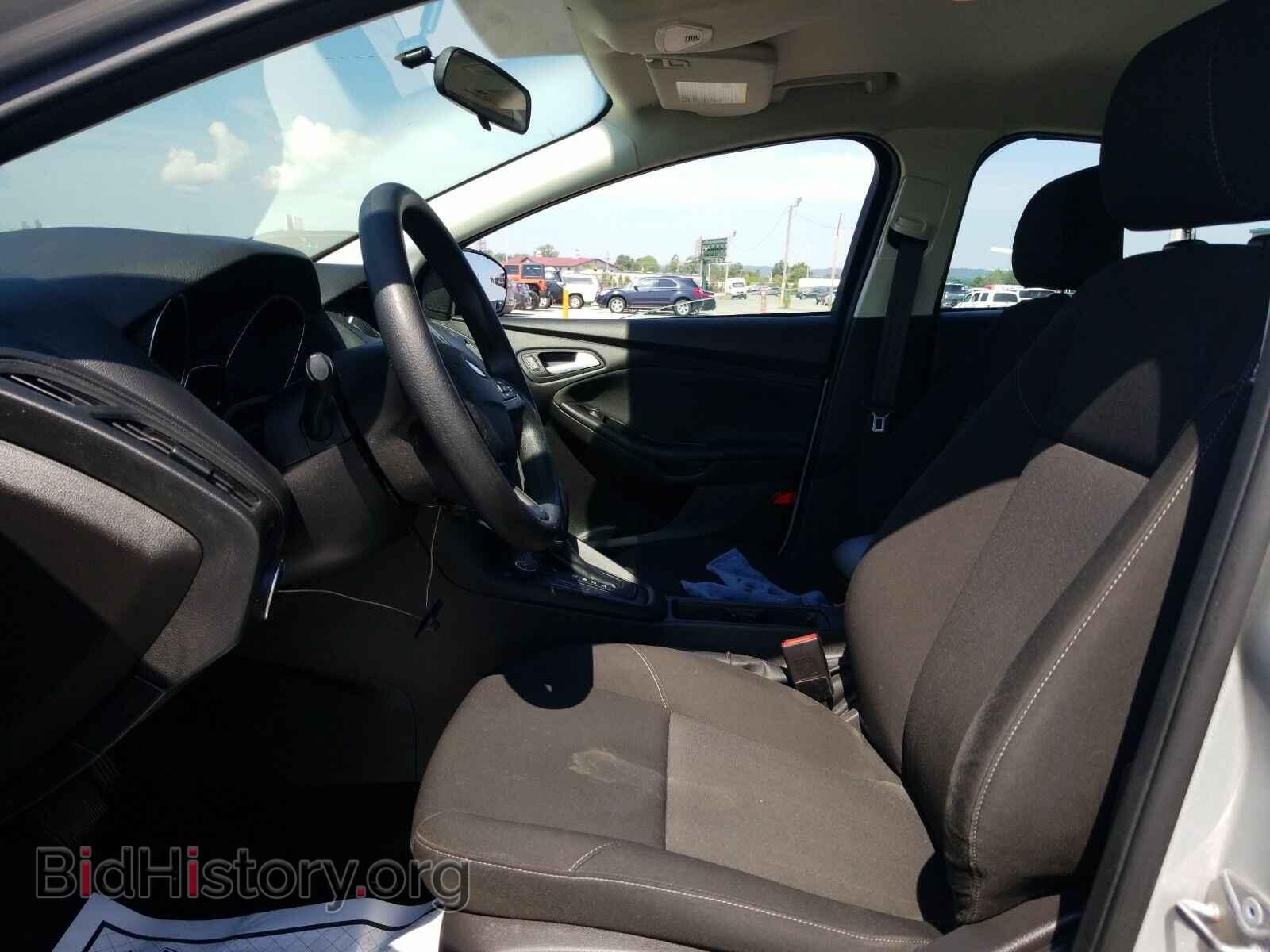 2015 Ford Focus - VIN: 1FADP3F20FL320973 - Фото 3