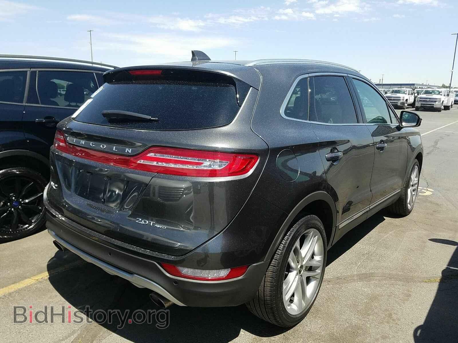 2017 Lincoln MKC - VIN: 5LMCJ3D98HUL14321 - Фото 2