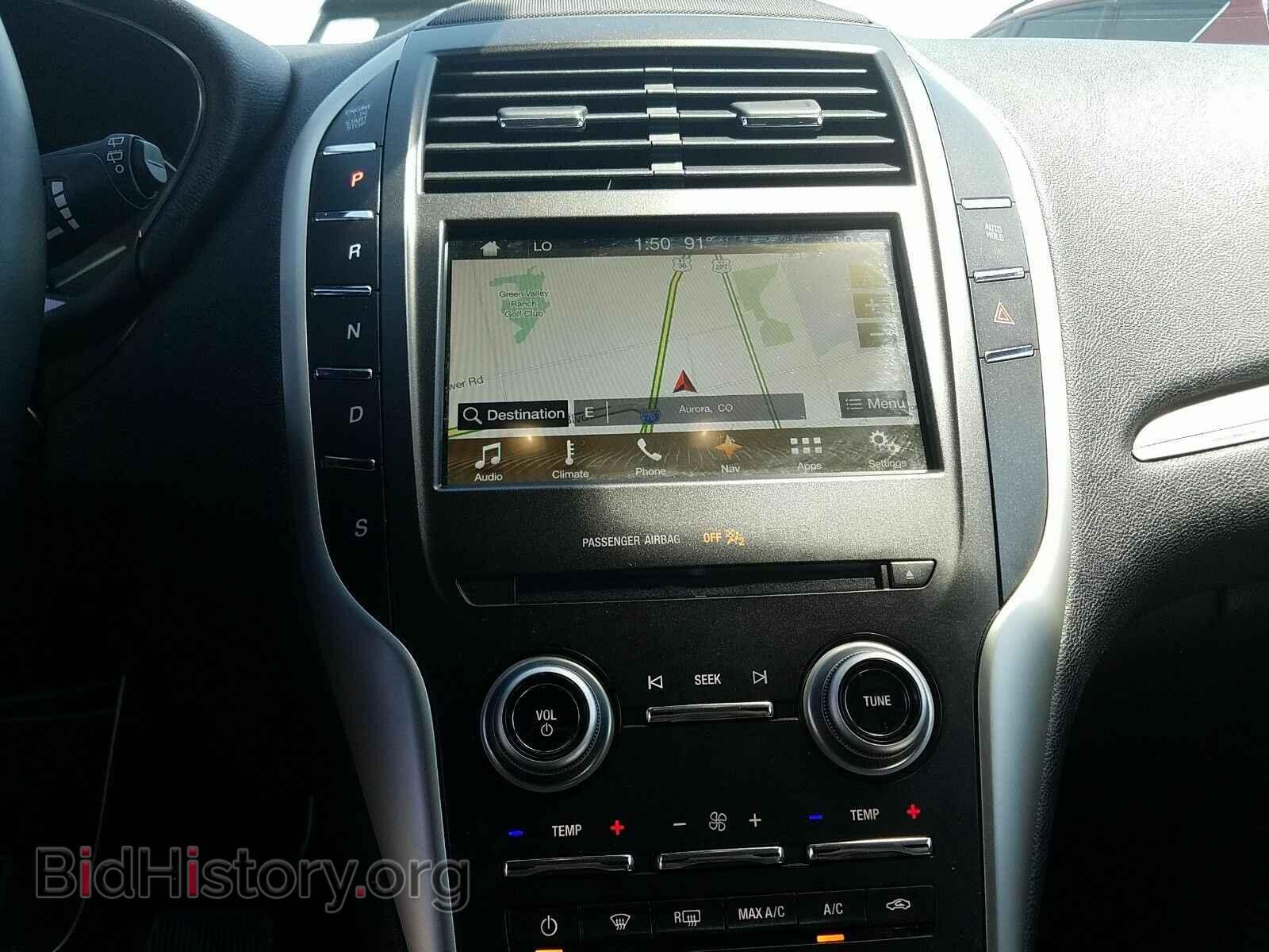 2017 Lincoln MKC - VIN: 5LMCJ2D9XHUL36394 - Photo 4
