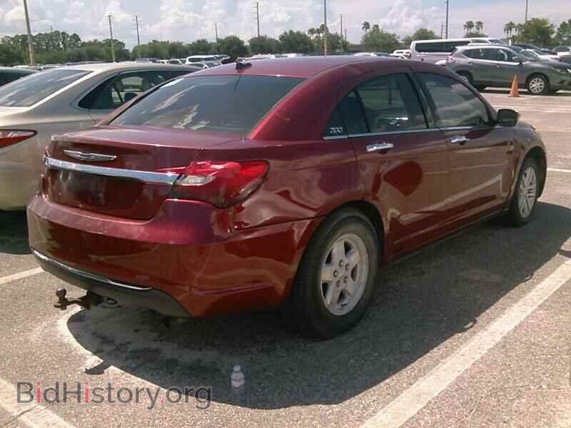2011 Chrysler 200 - VIN: 1C3BC2FB2BN600789 - Фото 2