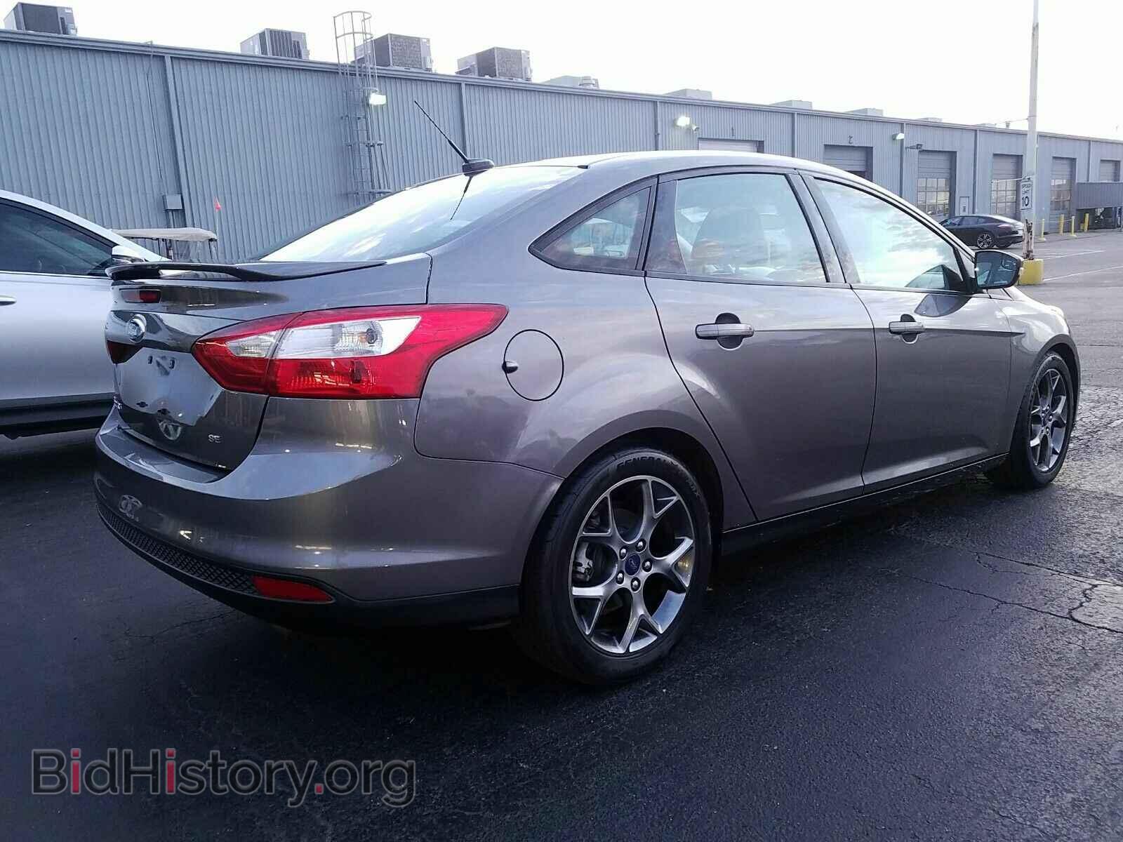 2014 Ford Focus - VIN: 1FADP3F21EL327445 - Фото 2