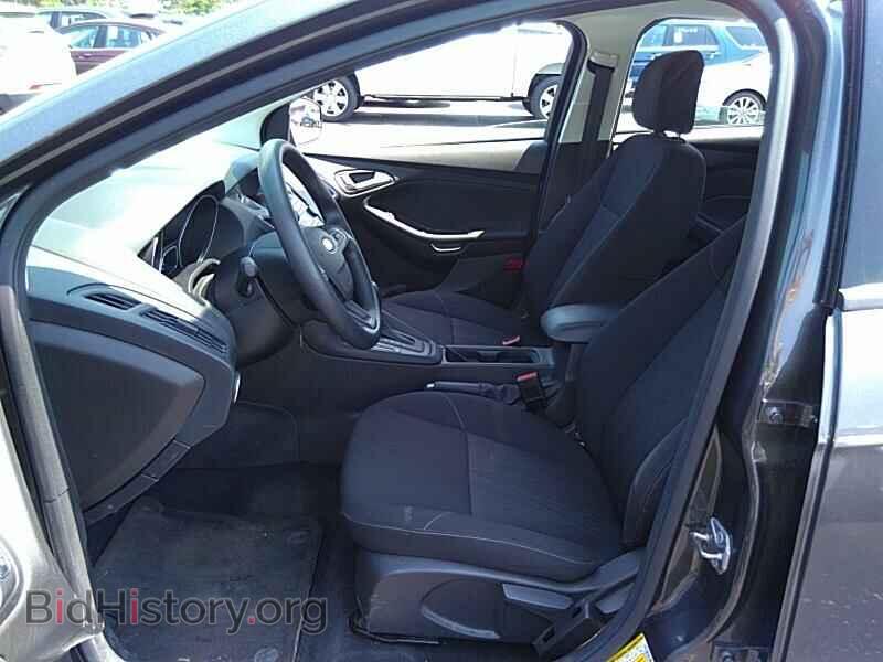2016 Ford Focus - VIN: 1FADP3F22GL253990 - Photo 3
