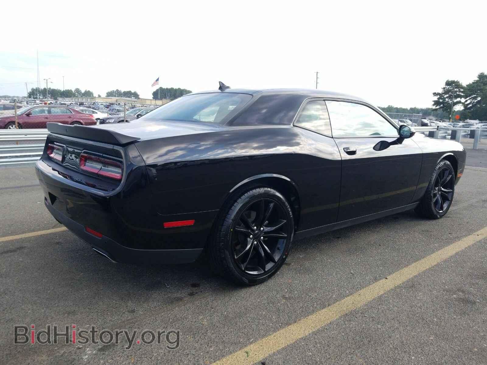 2016 Dodge Challenger - VIN: 2C3CDZAG6GH120221 - Photo 2
