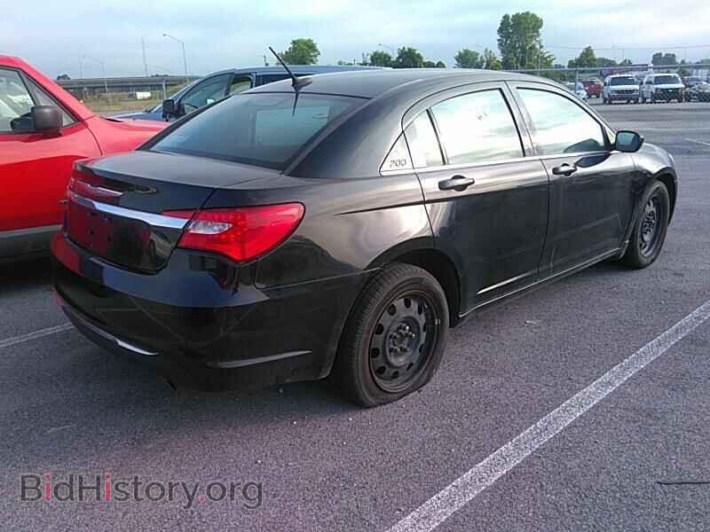 2014 Chrysler 200 - VIN: 1C3CCBAB3EN210056 - Фото 2