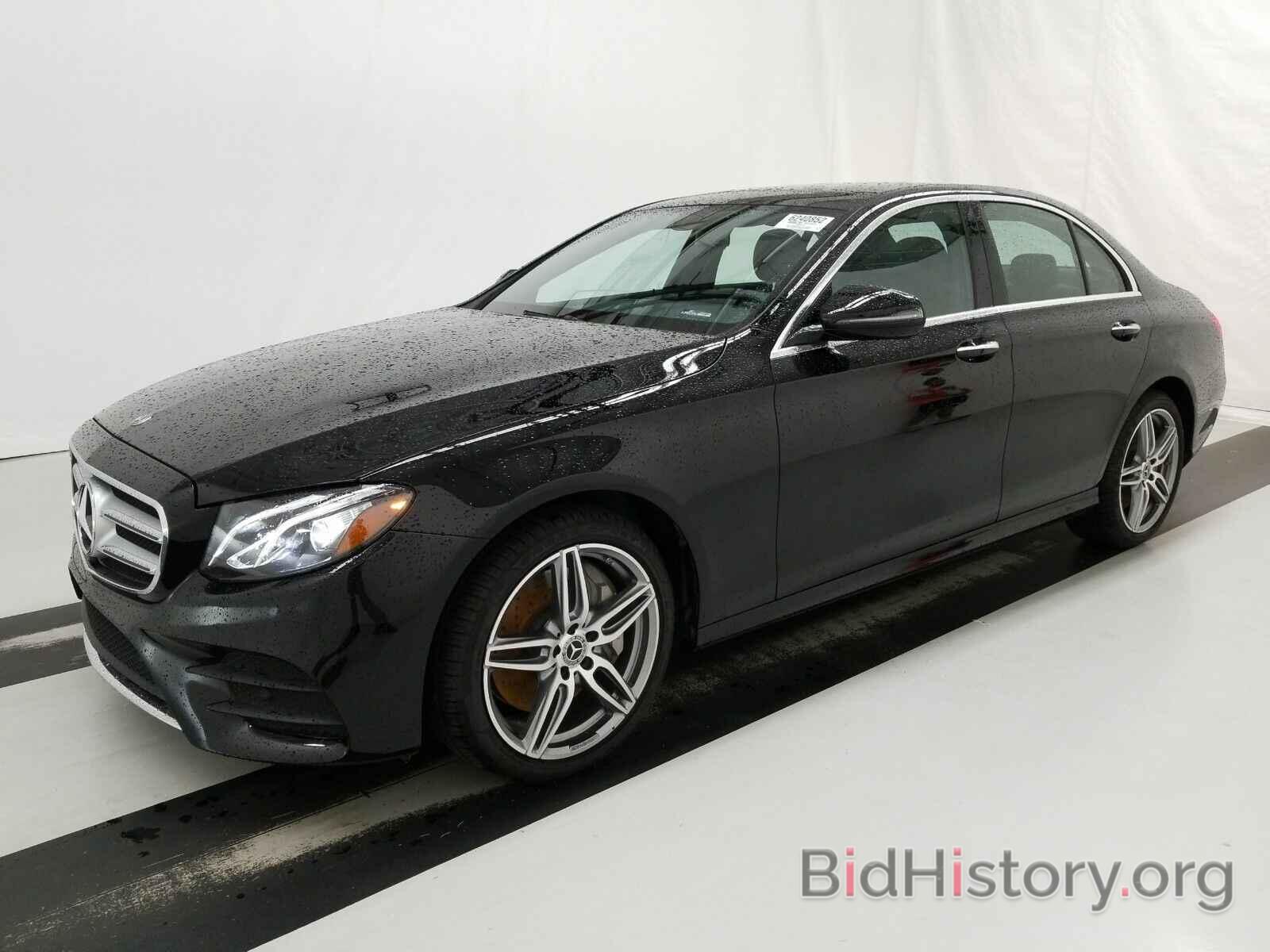 Photo WDDZF6JB8KA522810 - Mercedes-Benz E-Class 2019