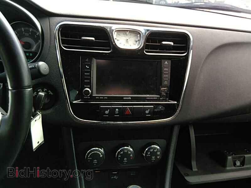 2011 Chrysler 200 - VIN: 1C3BC2FB1BN501090 - Фото 4