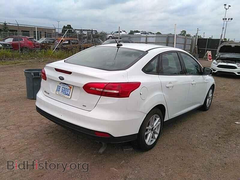 2017 Ford Focus - VIN: 1FADP3F29HL329559 - Фото 2
