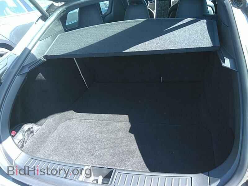 2015 Tesla Model S - VIN: 5YJSA1E44FF120188 - Фото 7