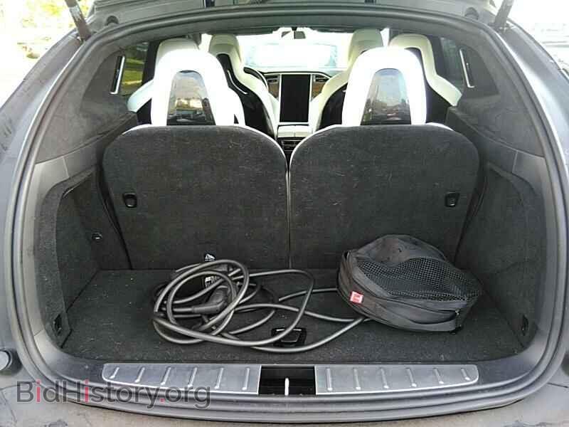 2016 Tesla Model X - VIN: 5YJXCBE21GF008910 - Фото 7