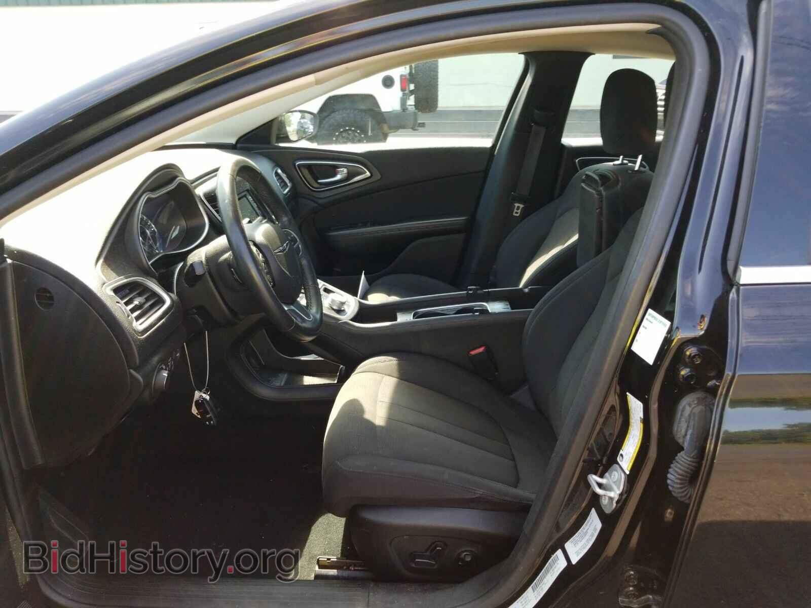 2016 Chrysler 200 - VIN: 1C3CCCAB7GN106422 - Фото 3