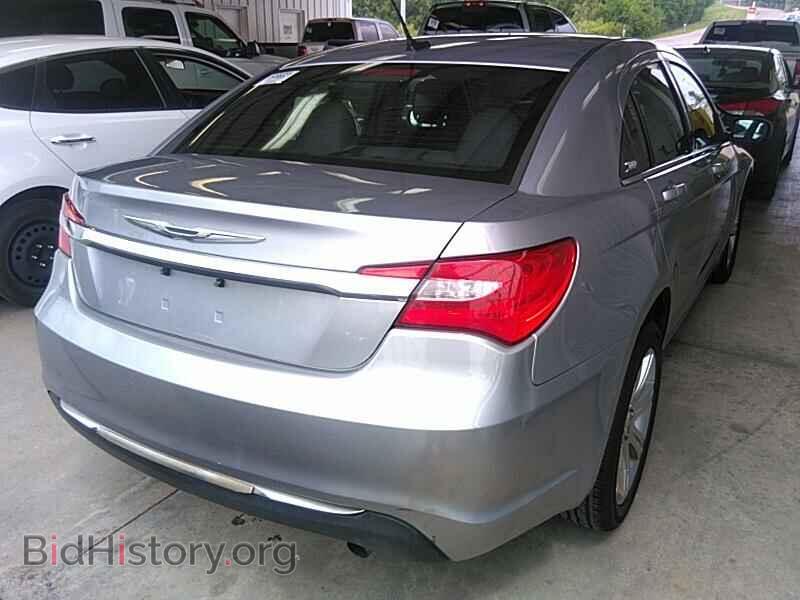 2013 Chrysler 200 - VIN: 1C3CCBAB9DN669848 - Фото 2