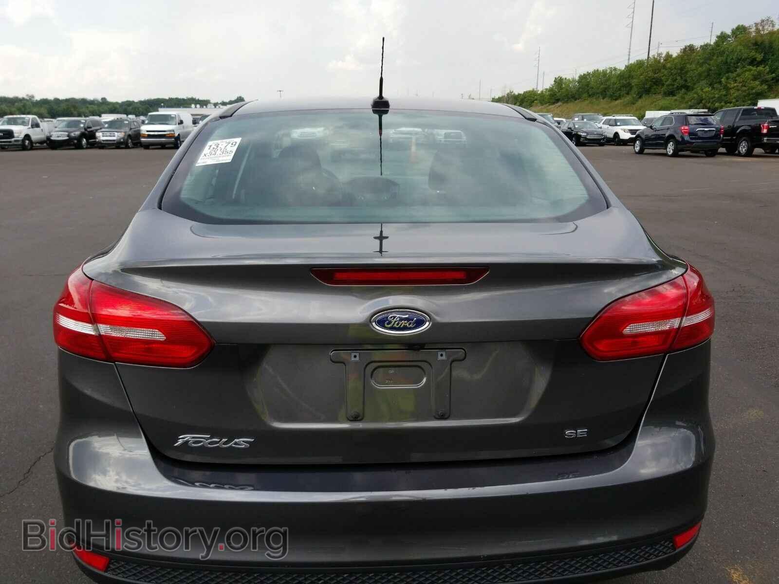 2015 Ford Focus - VIN: 1FADP3F28FL372173 - Фото 5