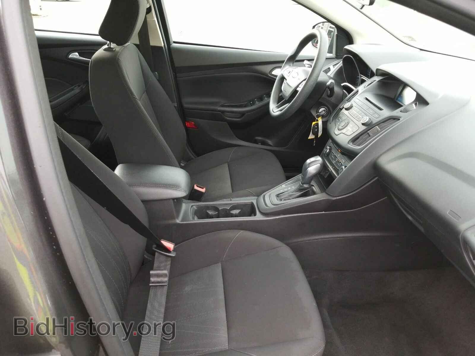 2015 Ford Focus - VIN: 1FADP3F28FL372173 - Фото 8