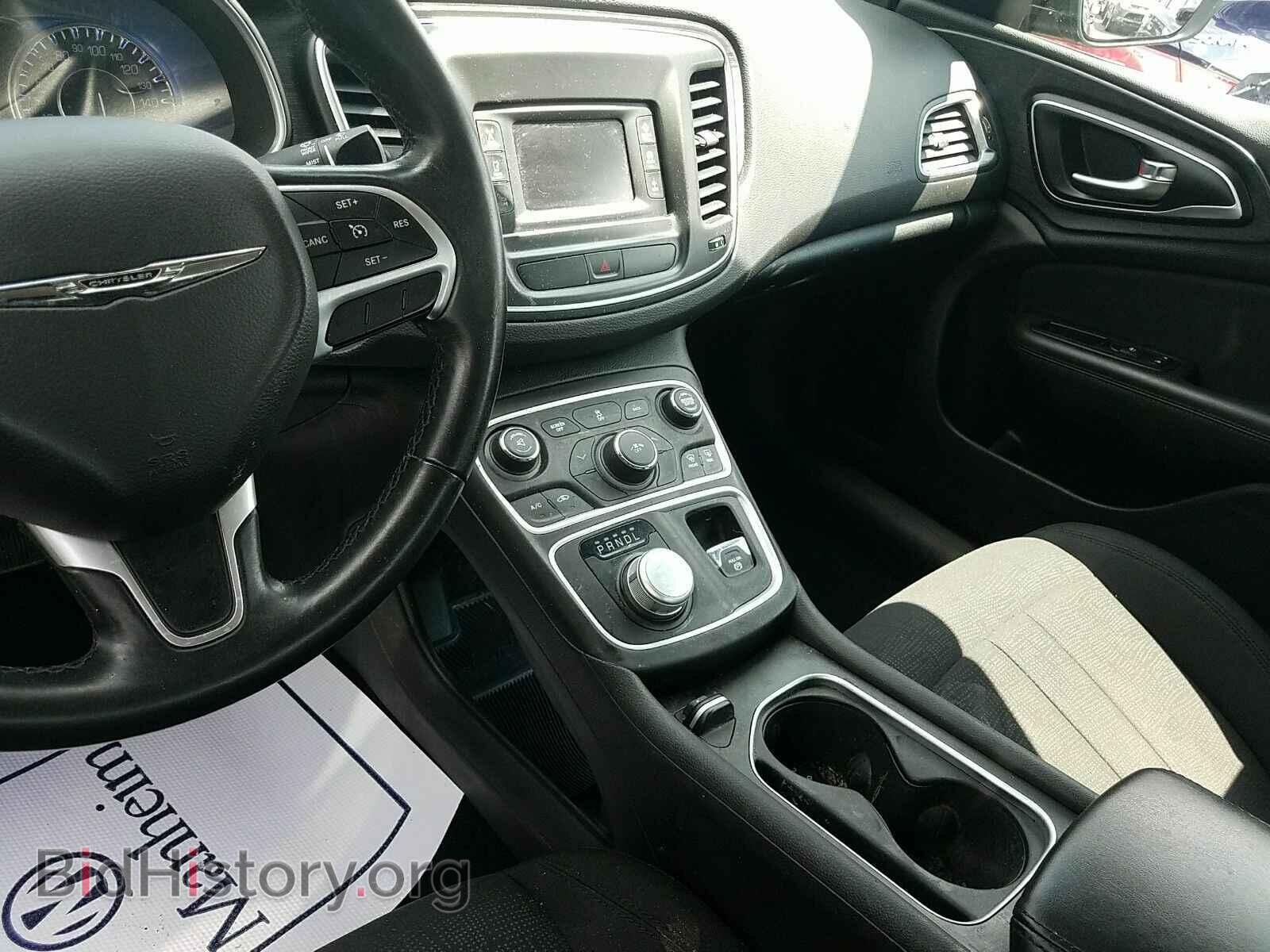 2017 Chrysler 200 - VIN: 1C3CCCFB9HN510056 - Фото 4