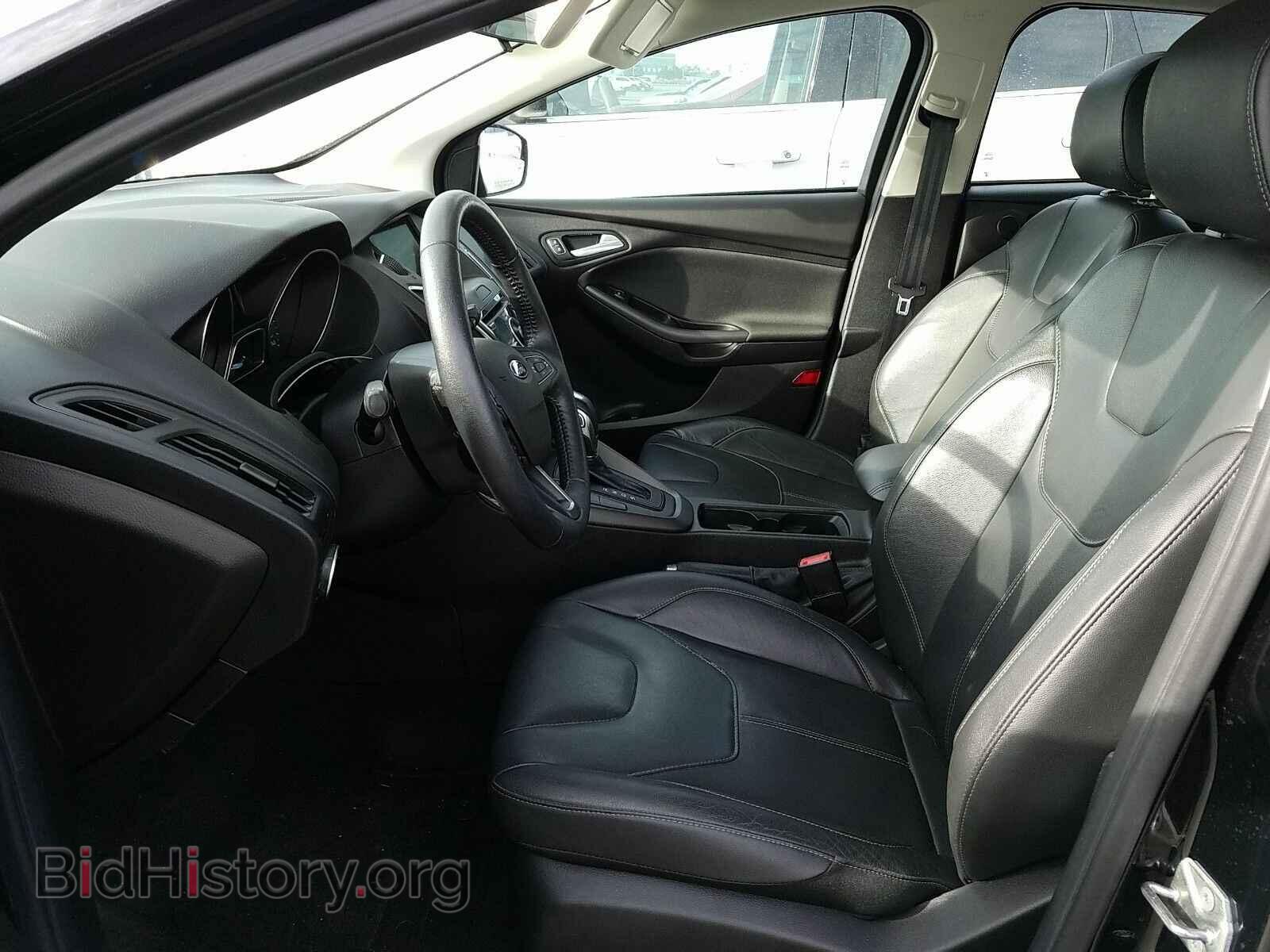 2016 Ford Focus - VIN: 1FADP3K29GL347600 - Фото 3