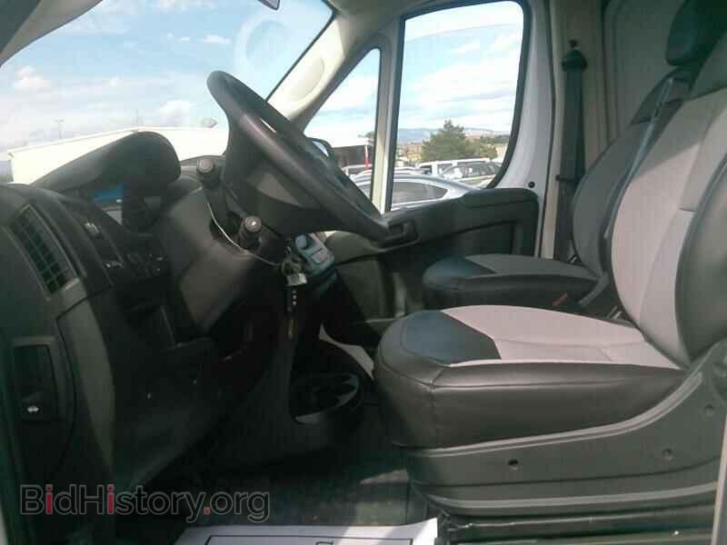 2019 Ram ProMaster Cargo Van - VIN: 3C6TRVAG0KE517618 - Фото 3