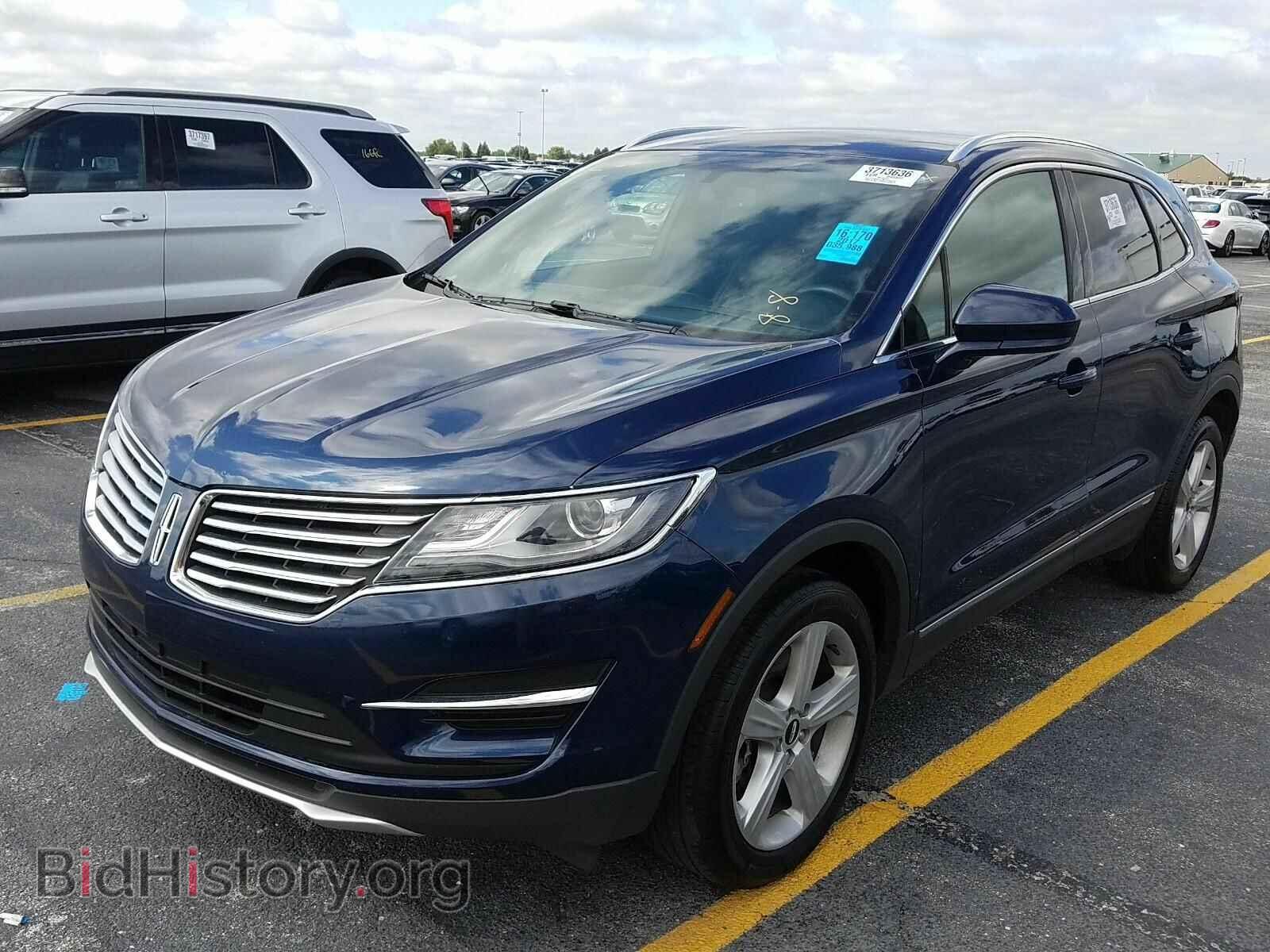 Фотография 5LMCJ1D90HUL03673 - Lincoln MKC 2017