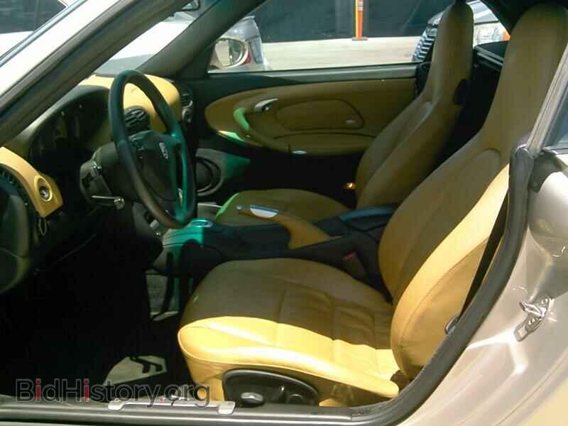 2000 Porsche 911 Carrera - VIN: WP0CA2996YS650913 - Фото 3