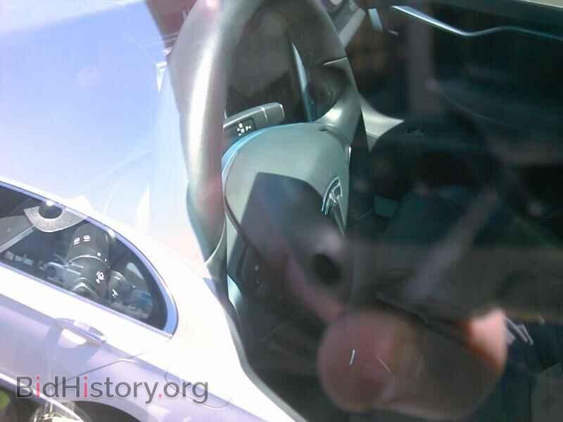 2017 Tesla Model S - VIN: 5YJSA1E4XHF181273 - Photo 5