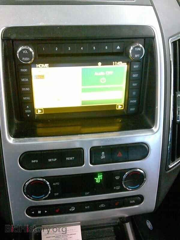 2010 Ford Edge - VIN: 2FMDK3KC9ABA24149 - Фото 4