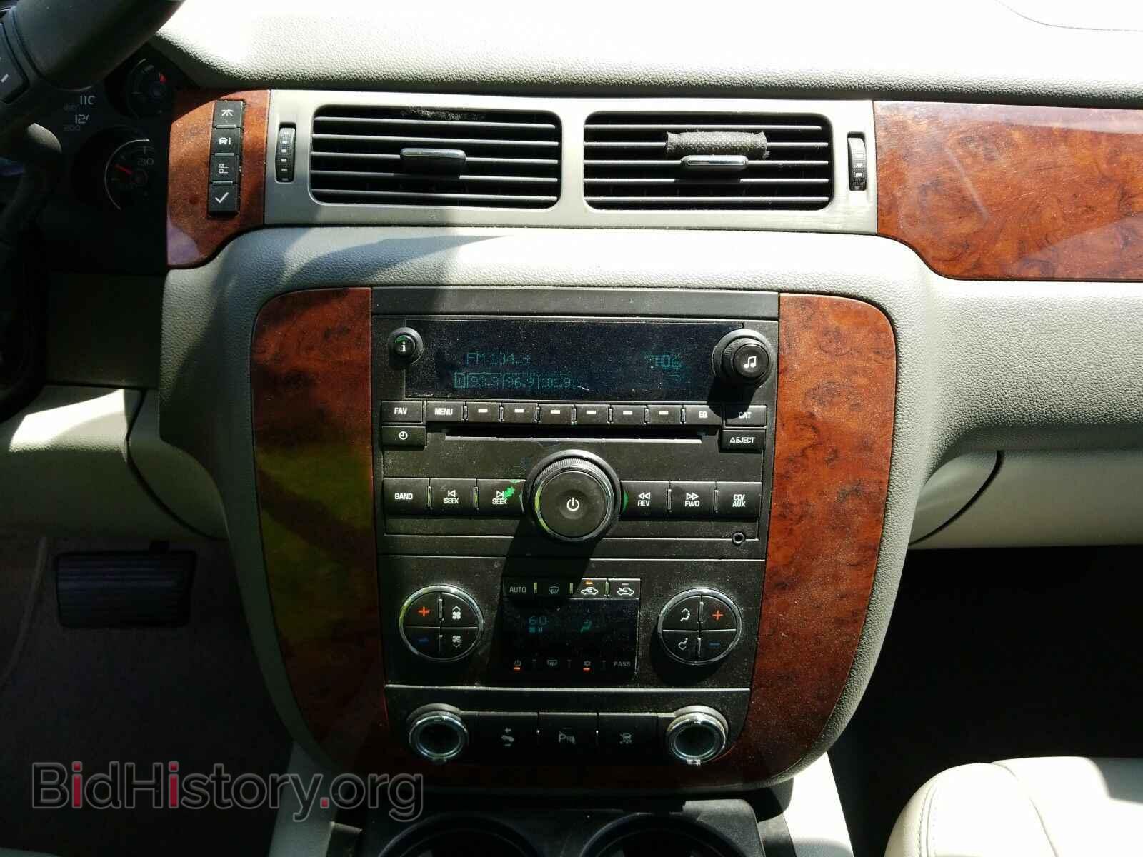 2011 Chevrolet Avalanche - VIN: 3GNMCFE09BG159383 - Фото 4