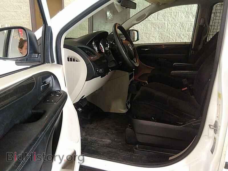 2014 Ram Cargo Van - VIN: 2C4JRGAG3ER357166 - Фото 3