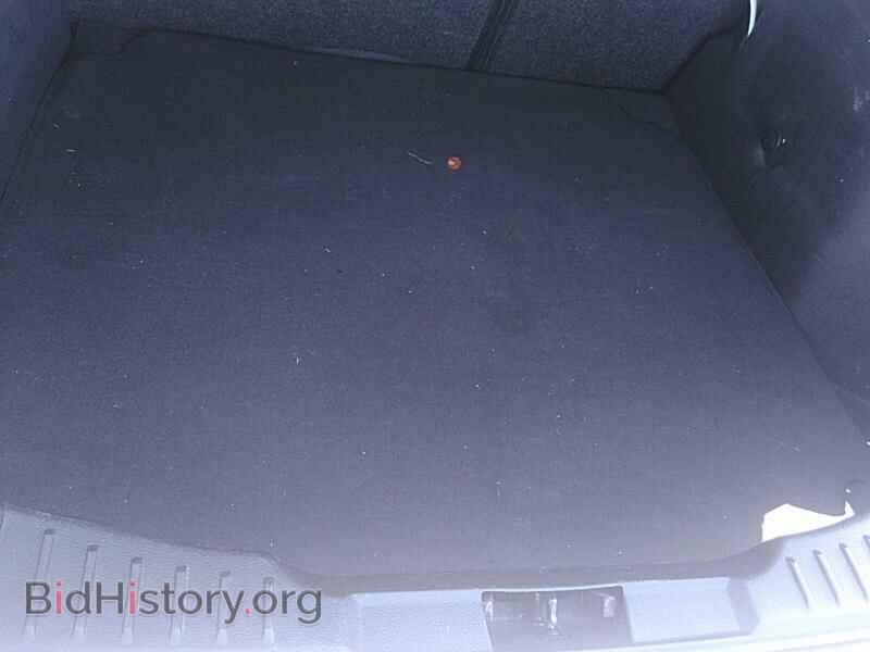2016 Ford Focus - VIN: 1FADP3F24GL352651 - Photo 7