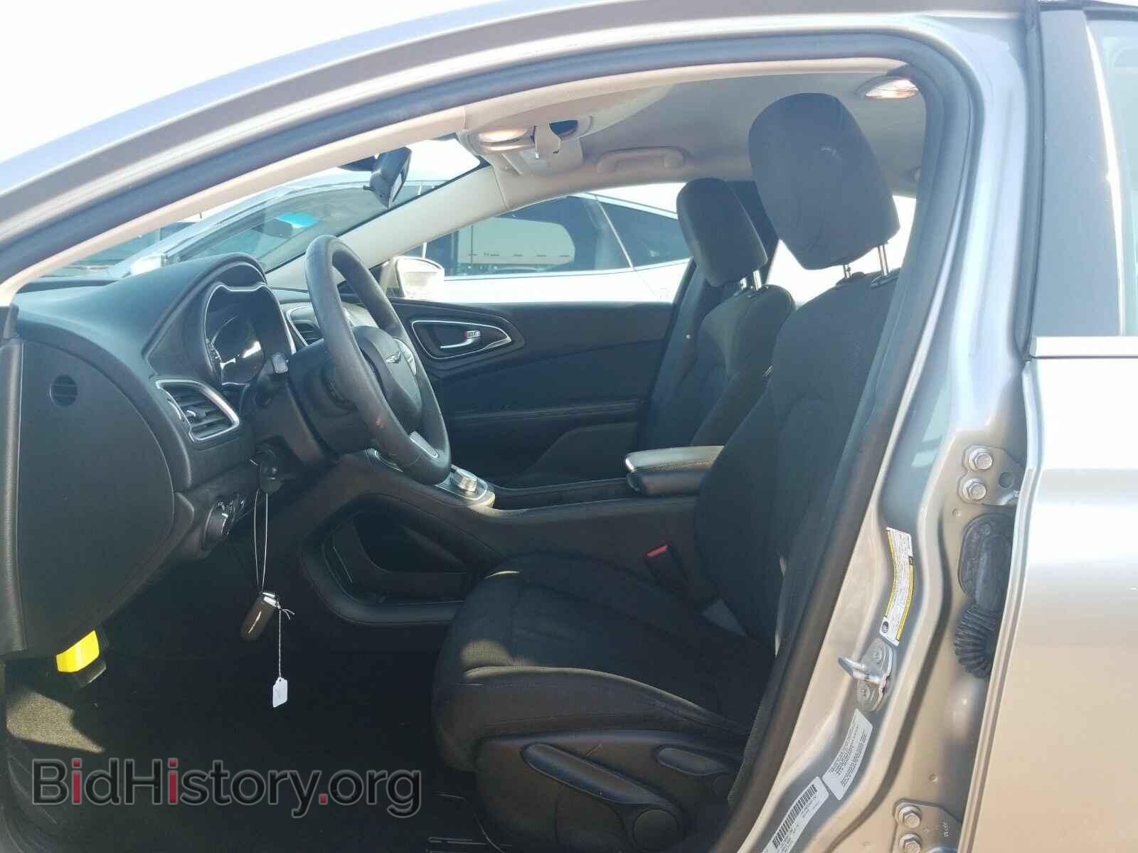 2016 Chrysler 200 - VIN: 1C3CCCAB9GN112982 - Фото 3