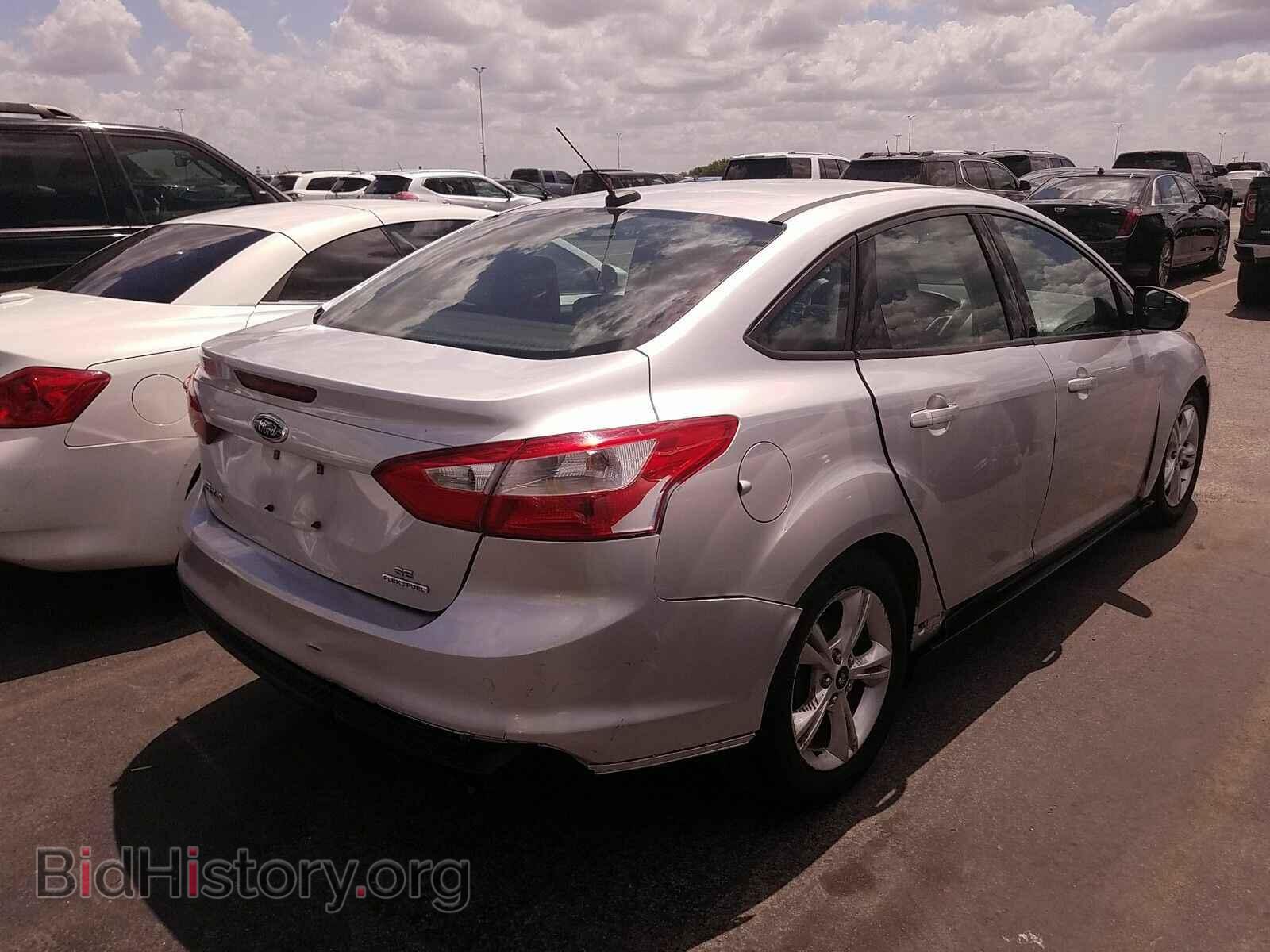 2014 Ford Focus - VIN: 1FADP3F26EL301715 - Фото 2
