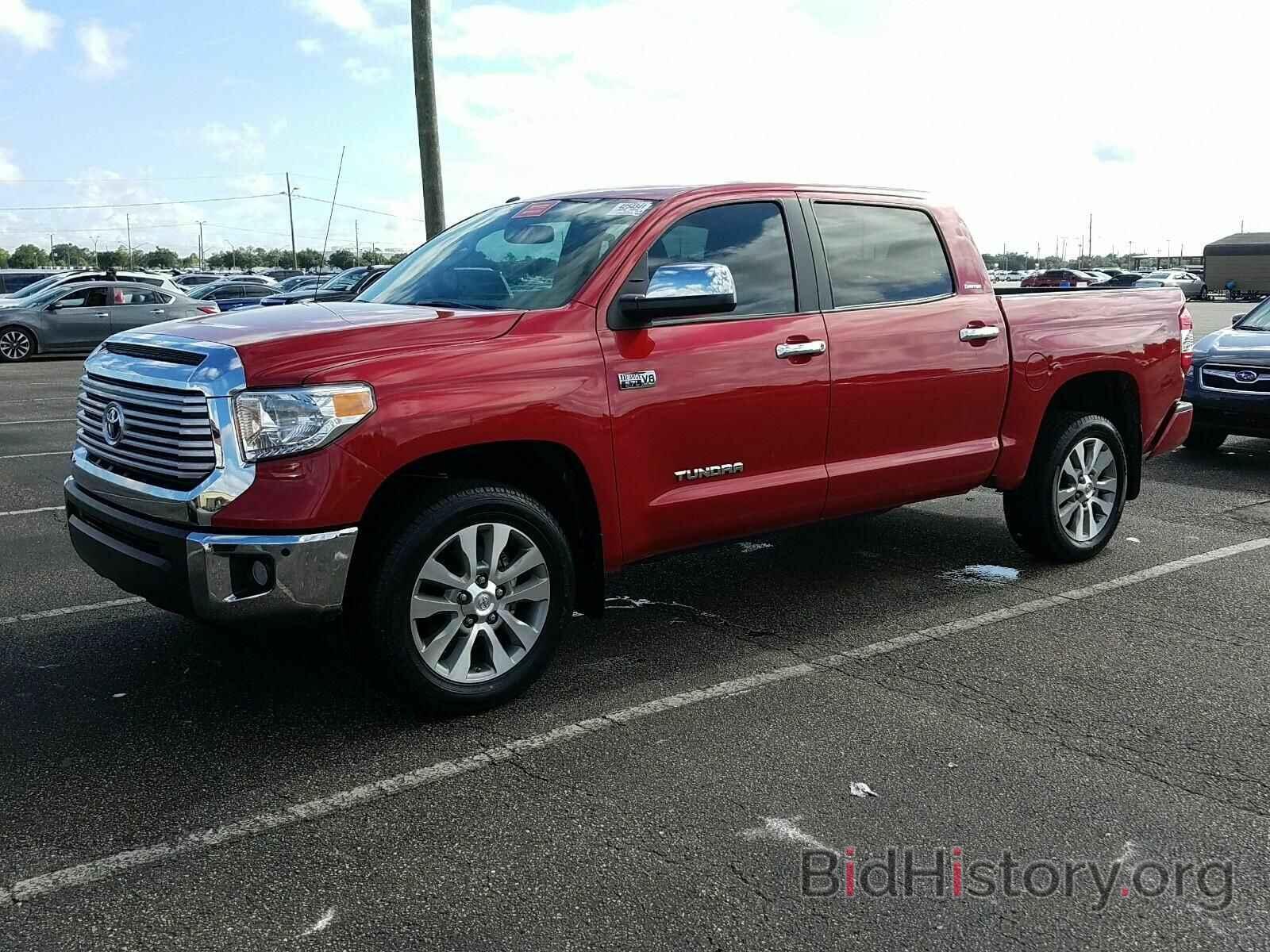 Photo 5TFHW5F19GX582390 - Toyota Tundra 4WD Truck 2016