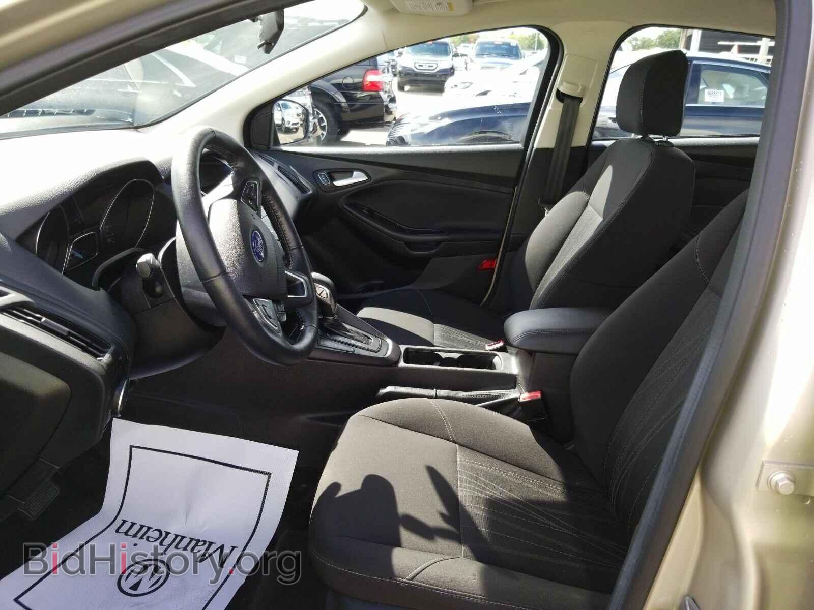 2017 Ford Focus - VIN: 1FADP3F22HL227021 - Photo 3