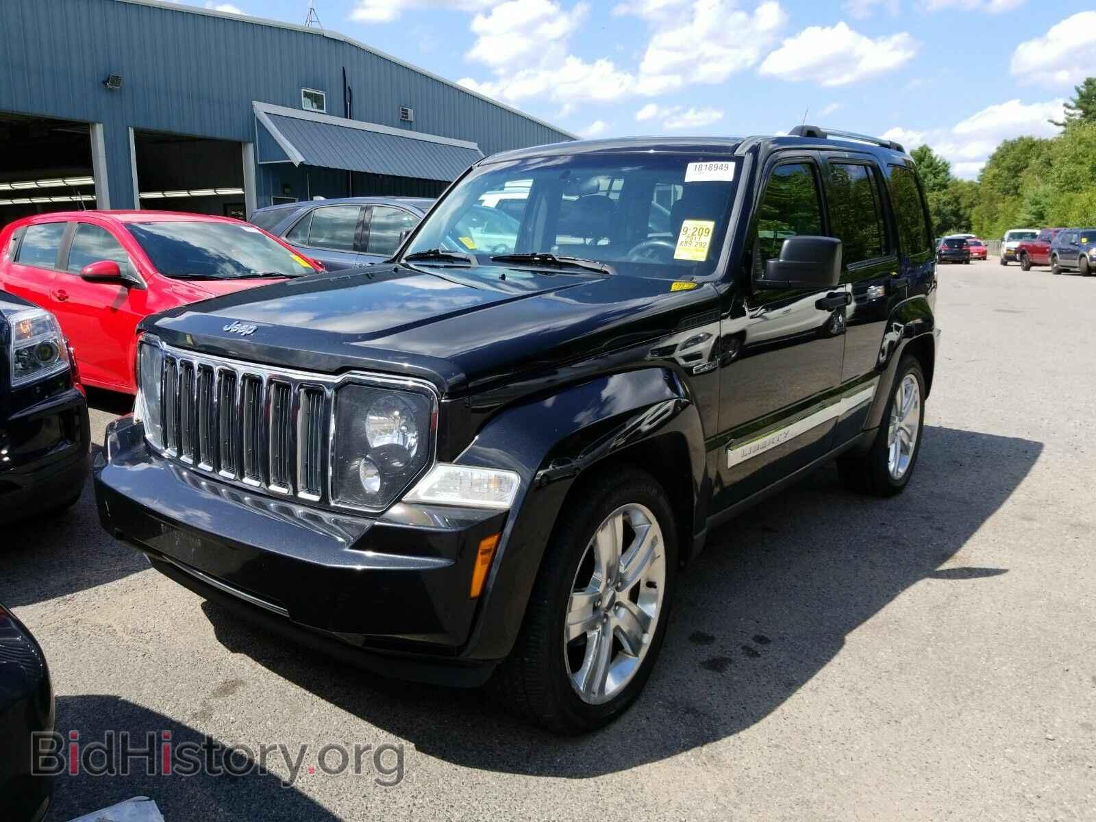 Photo 1J4PN2GK8BW568901 - Jeep Liberty 2011