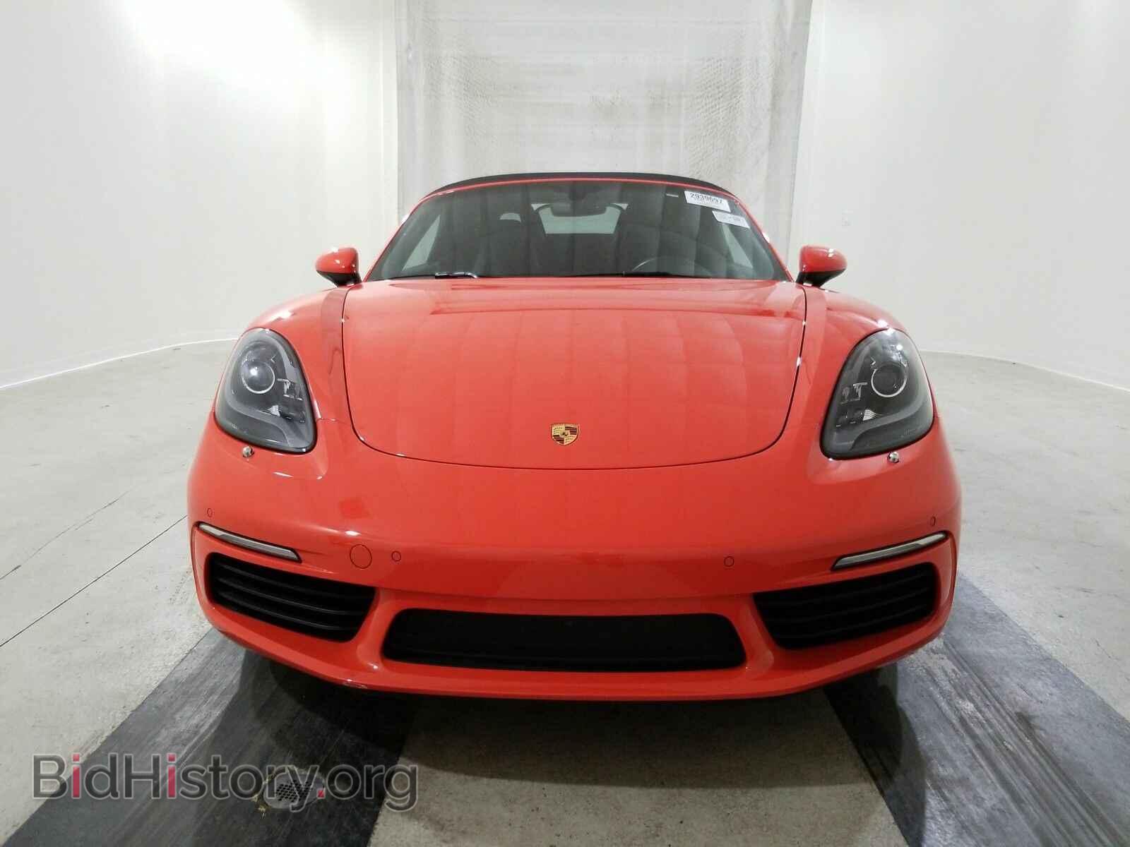 2018 Porsche 718 Boxster - VIN: WP0CB2A87JS229062 - Фото 2