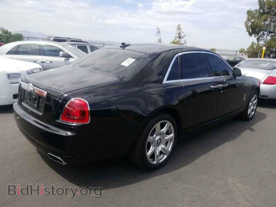 2015 Rolls-Royce Ghost - VIN: SCA664S59FUX53222 - Photo 2